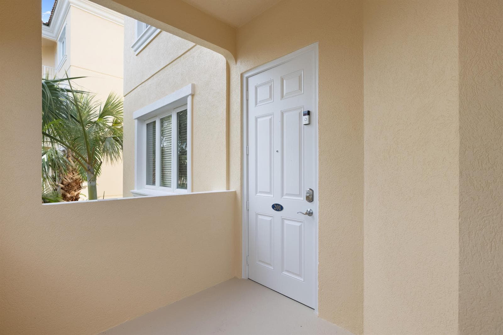 33 Harbour Isle Drive W # 201, Fort Pierce FL 34949 photo 3