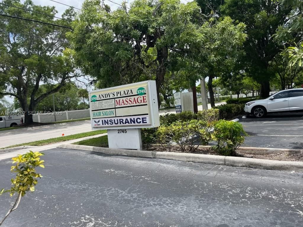 2745 W Hillsboro Blvd # 5, Deerfield Beach FL 33442 photo 2