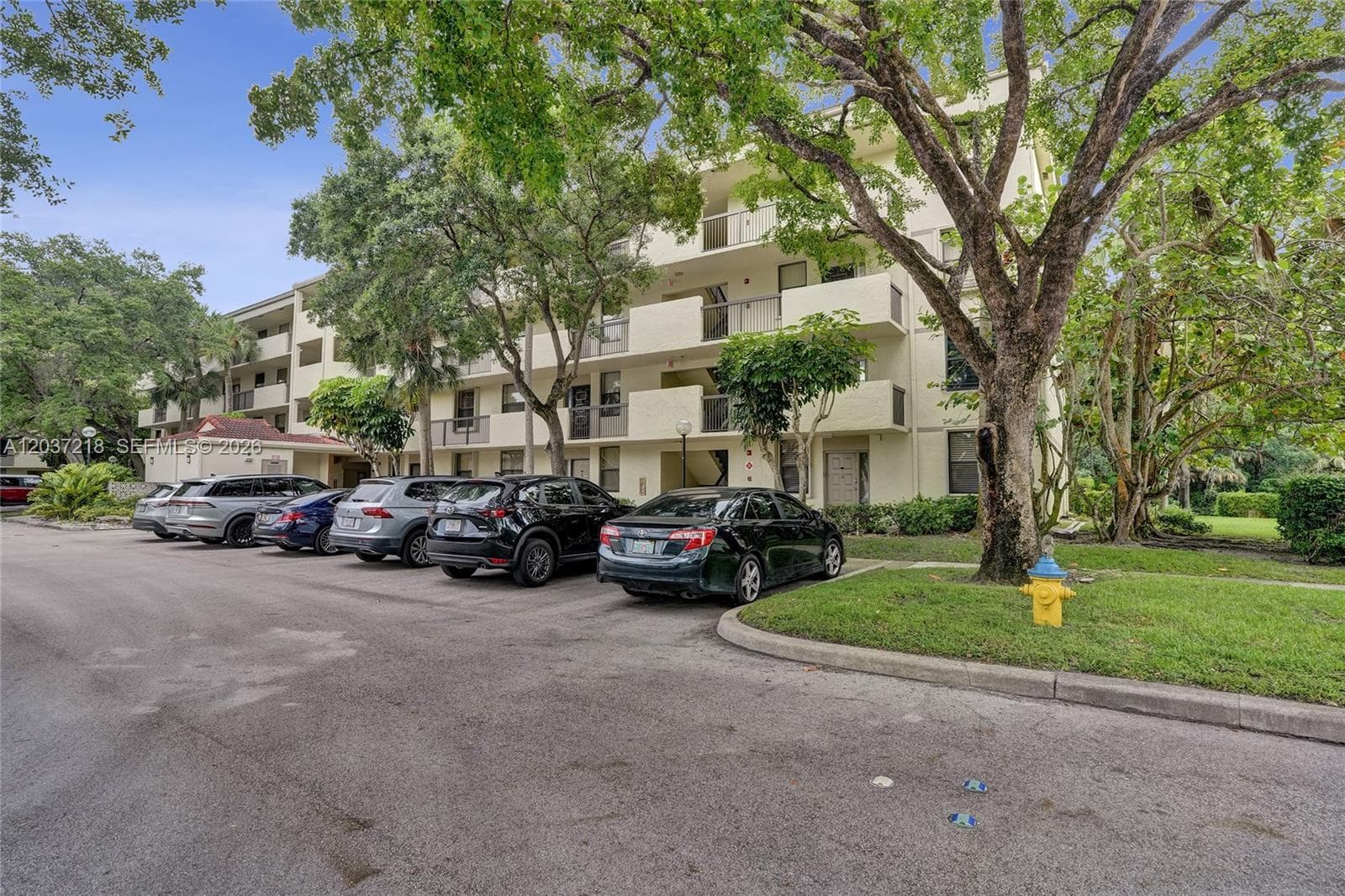 2908 S Carambola Cir S # 106, Coconut Creek FL 33066 photo 4