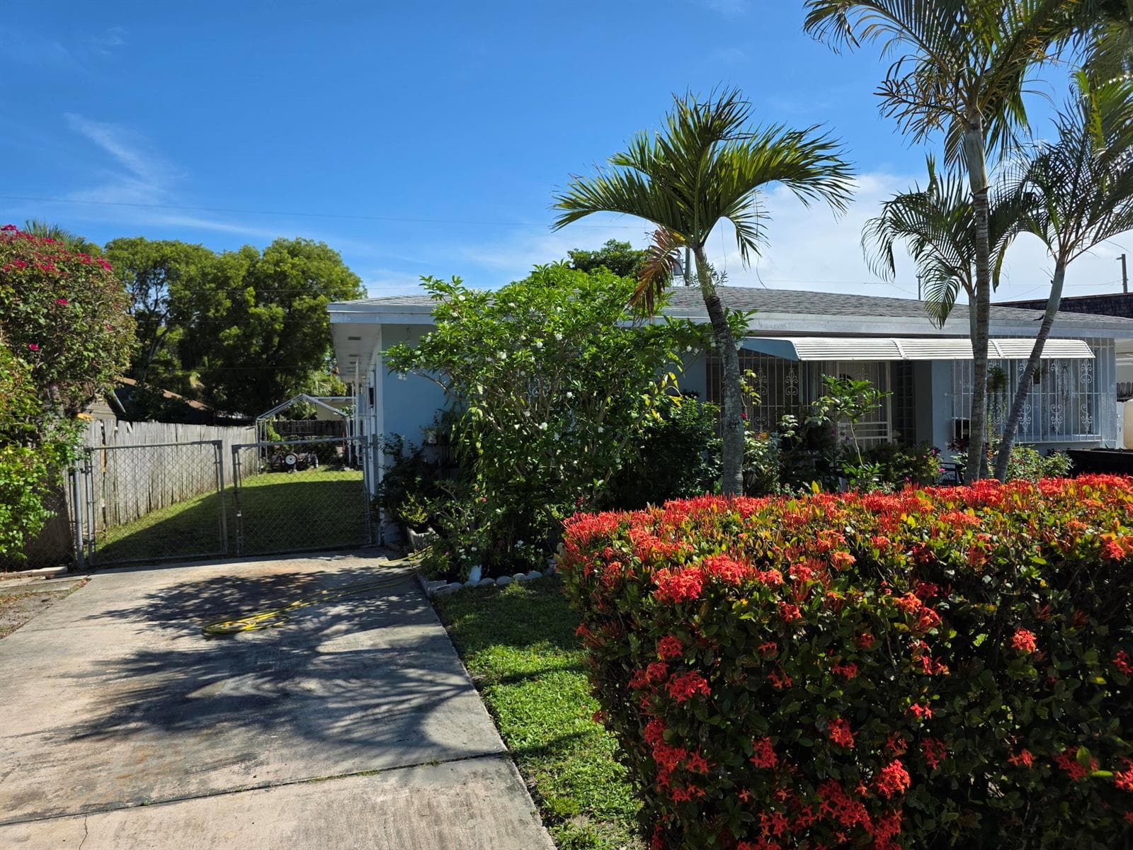 528 49th Street, West Palm Beach FL 33407 photo 3