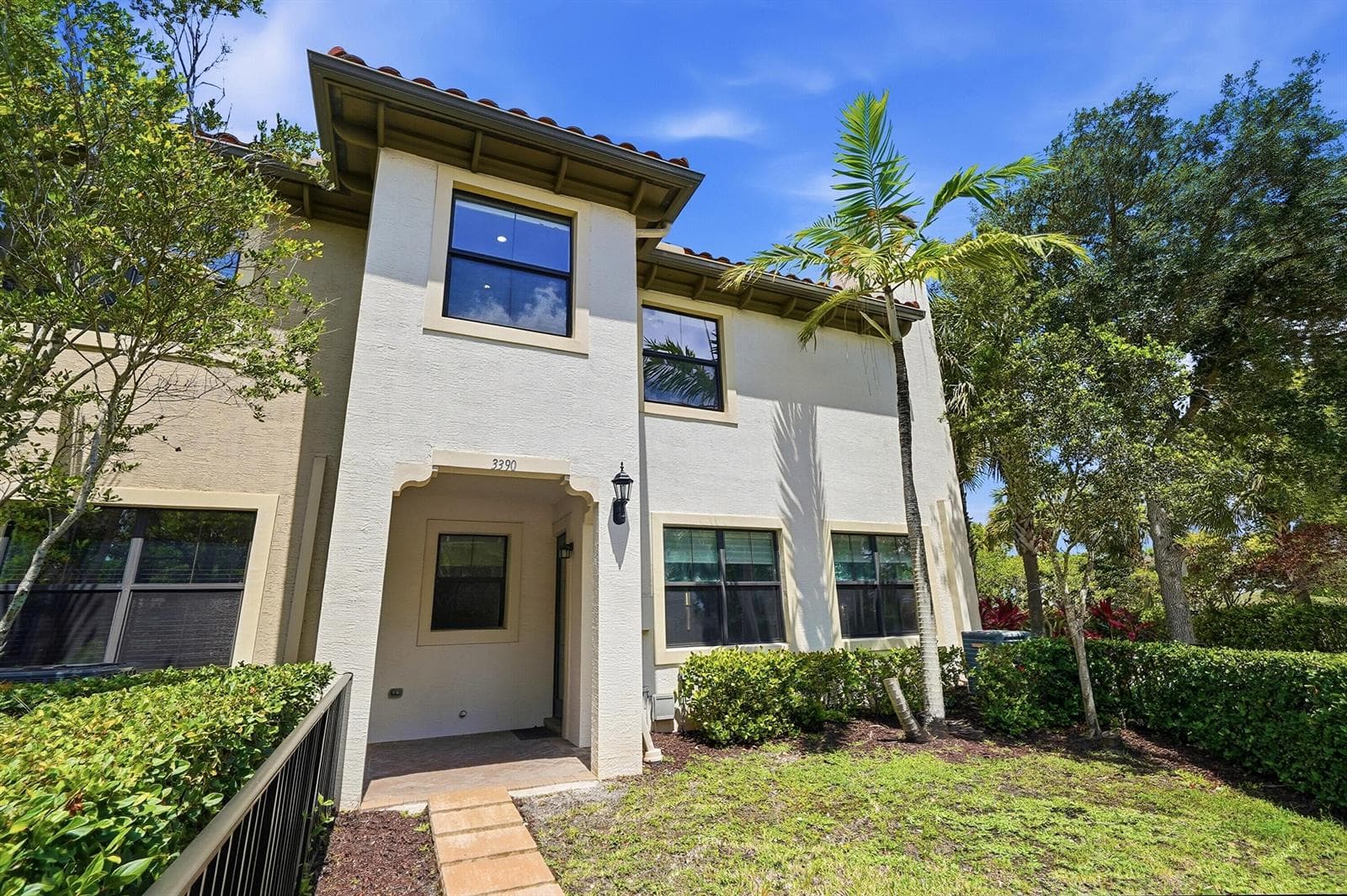 3390 NW 125th Avenue, Sunrise FL 33323 photo 4