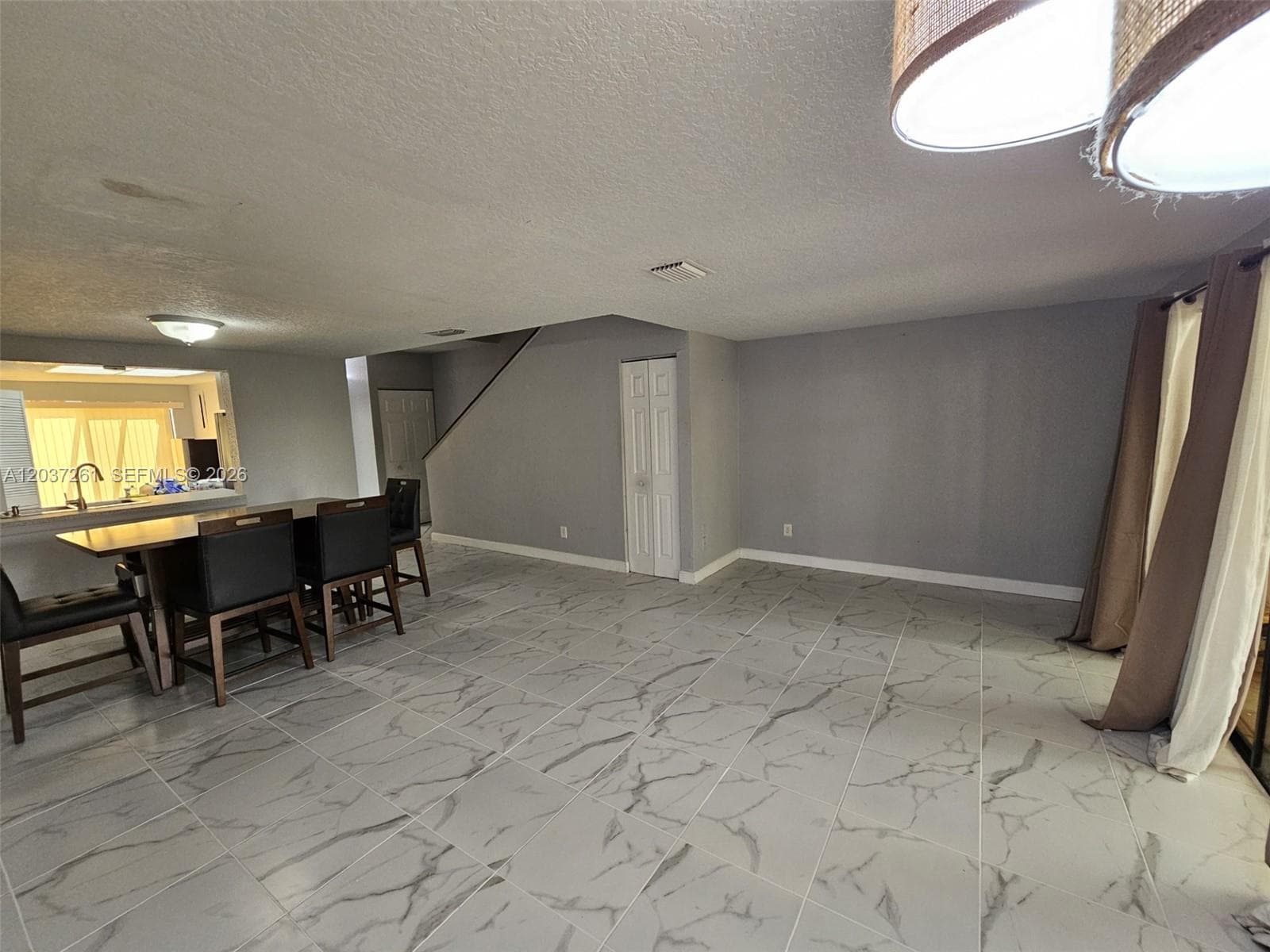 8837 NW 48th St, Sunrise FL 33351 photo 2
