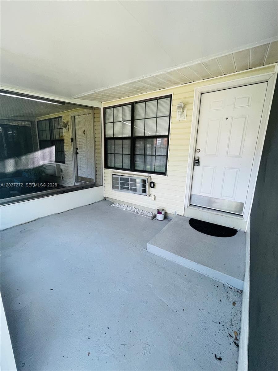4251 E Michigan Street # 4251, Orlando FL 32812 photo 4