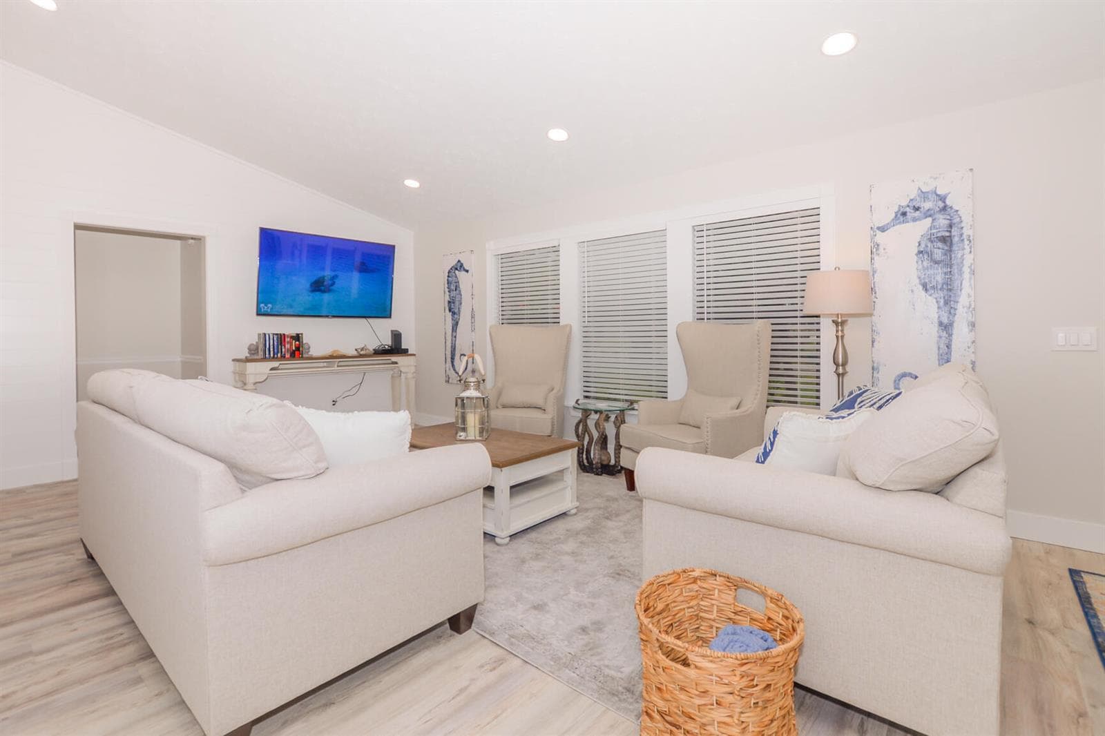 2411 NE Pinecrest Lakes Boulevard, Jensen Beach FL 34957 photo 5