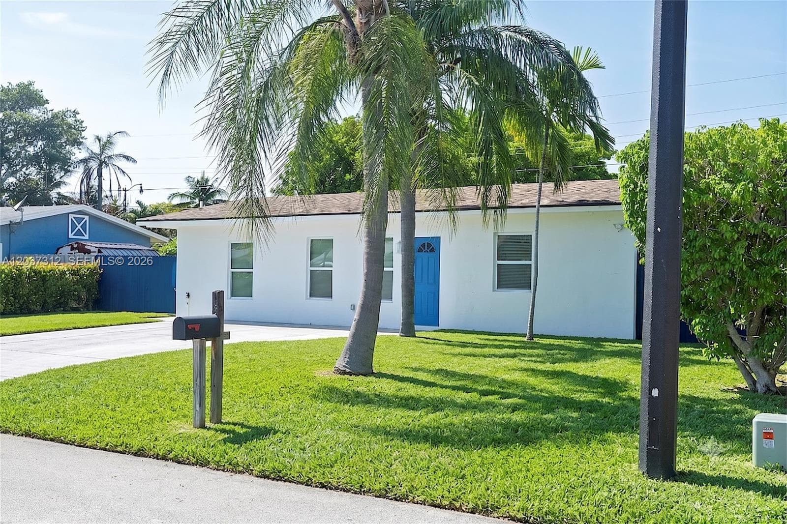 1473 NE 30th Ct, Pompano Beach FL 33064 photo 3