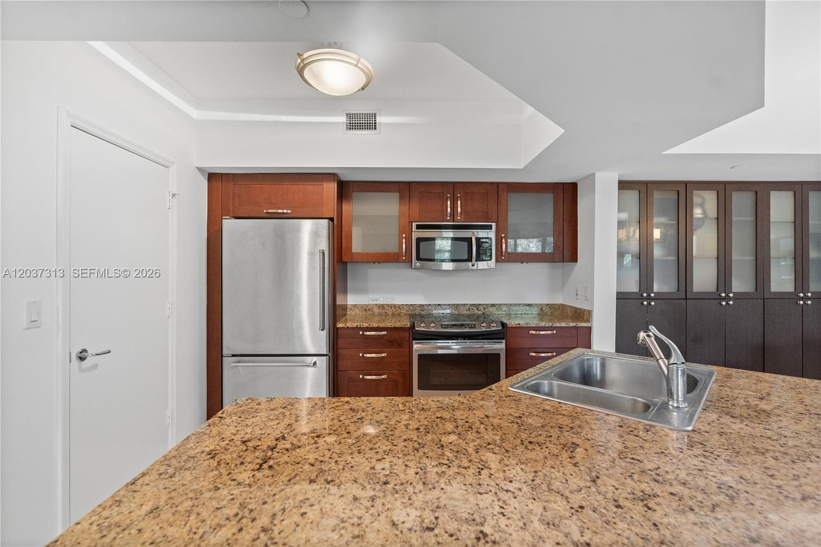 20000 E Country Club Dr # 306, Aventura, FL 33180 photo 5