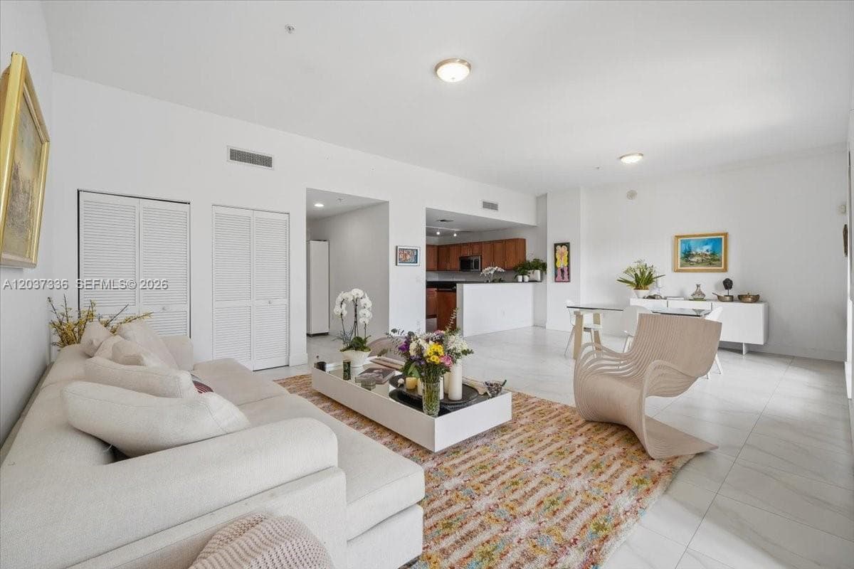 8390 SW 72 # 106, Miami FL 33143 photo 2