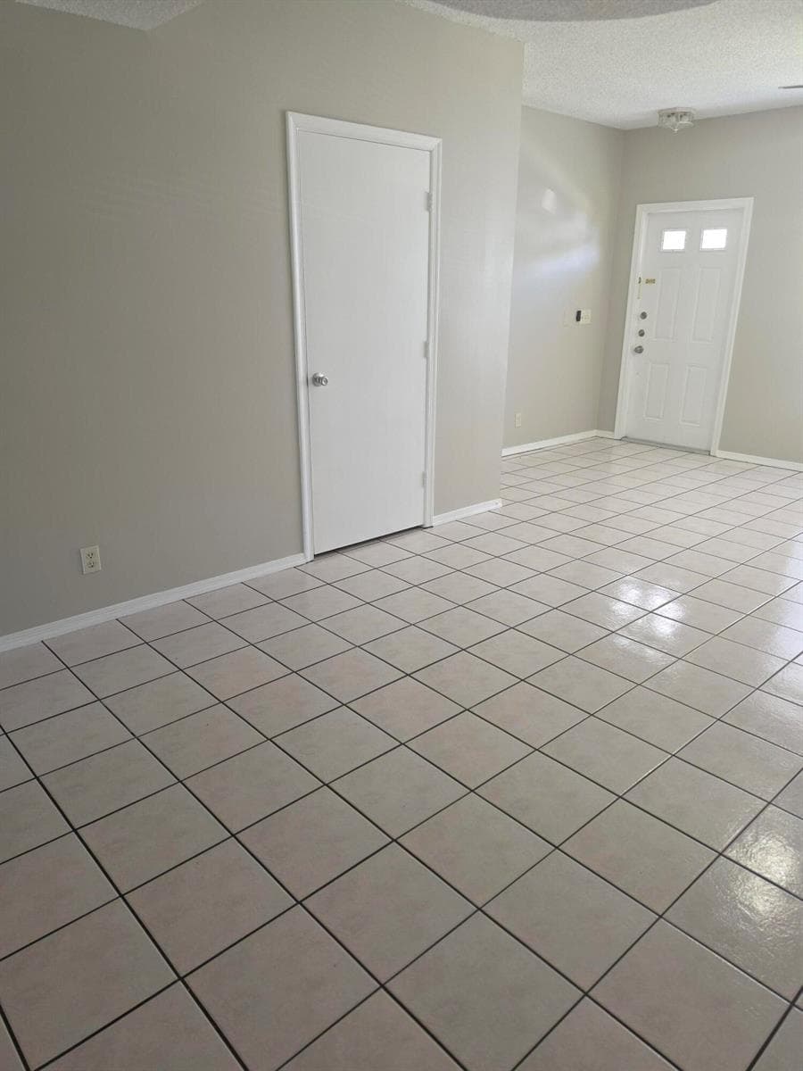 51 Whitehead Circle # 51, Weston FL 33326 photo 4