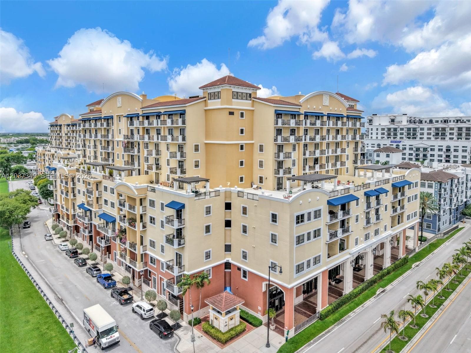 8390 SW 72nd Ave # 905, Miami FL 33143 photo 3