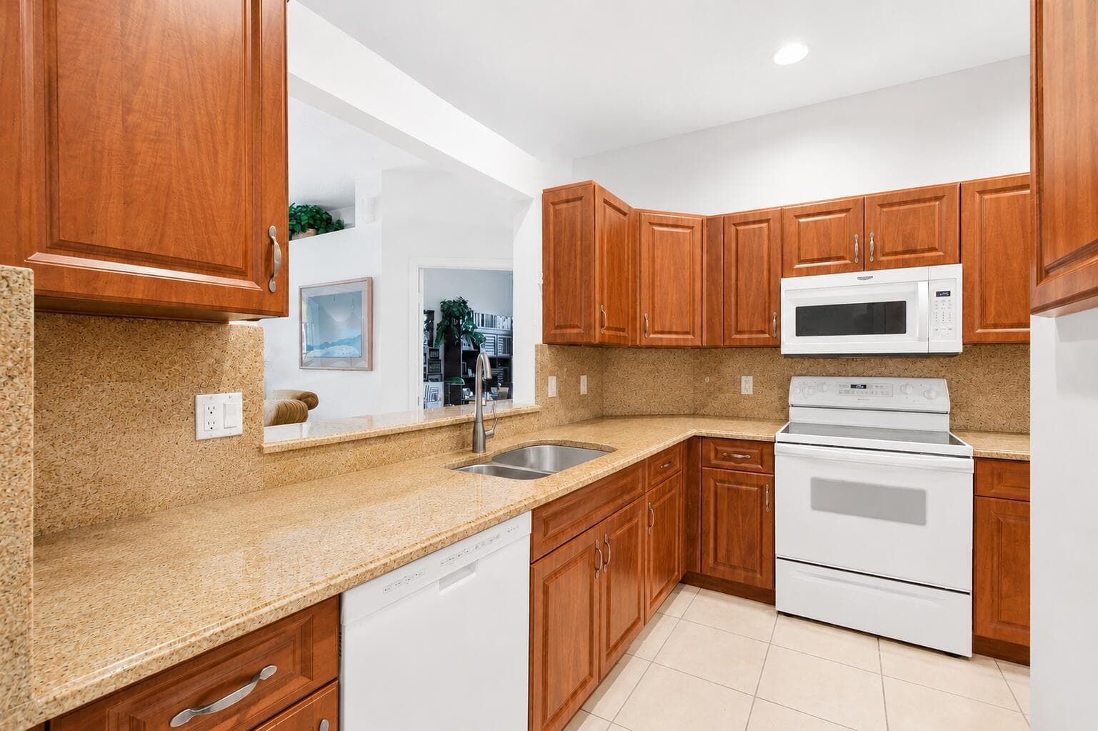 10773 Royal Caribbean Circle, Boynton Beach FL 33437 photo 4