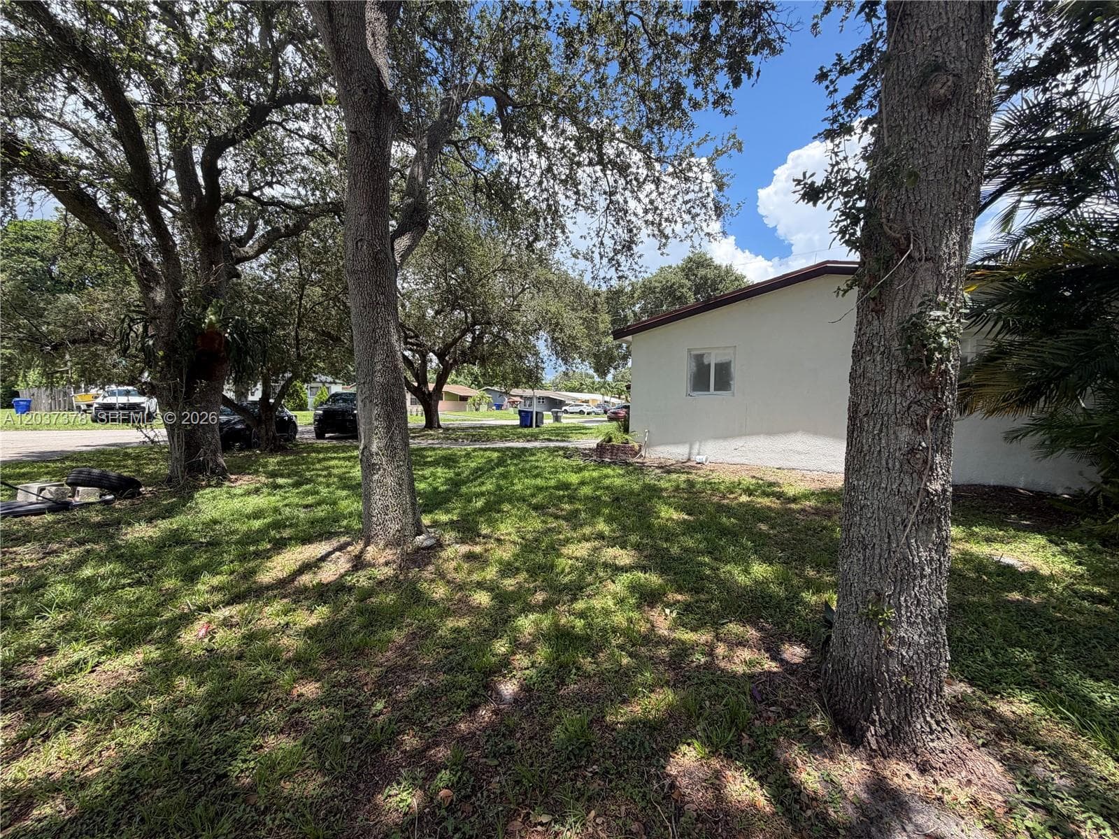6570 Liberty St, Hollywood FL 33024 photo 2