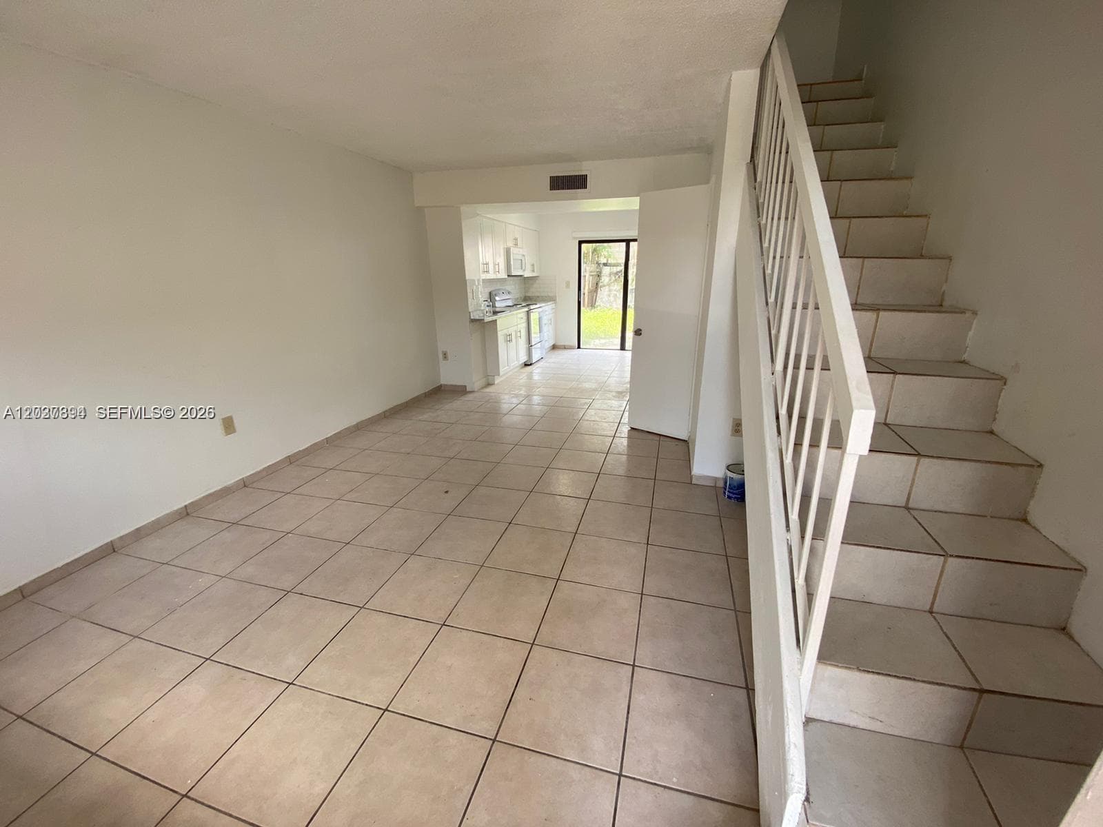 1813 SW 107th Ave # 2402, Miami, FL 33165 photo 5