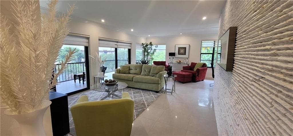 6010 S Falls Circle Drive # 423, Lauderhill FL 33319 photo 2