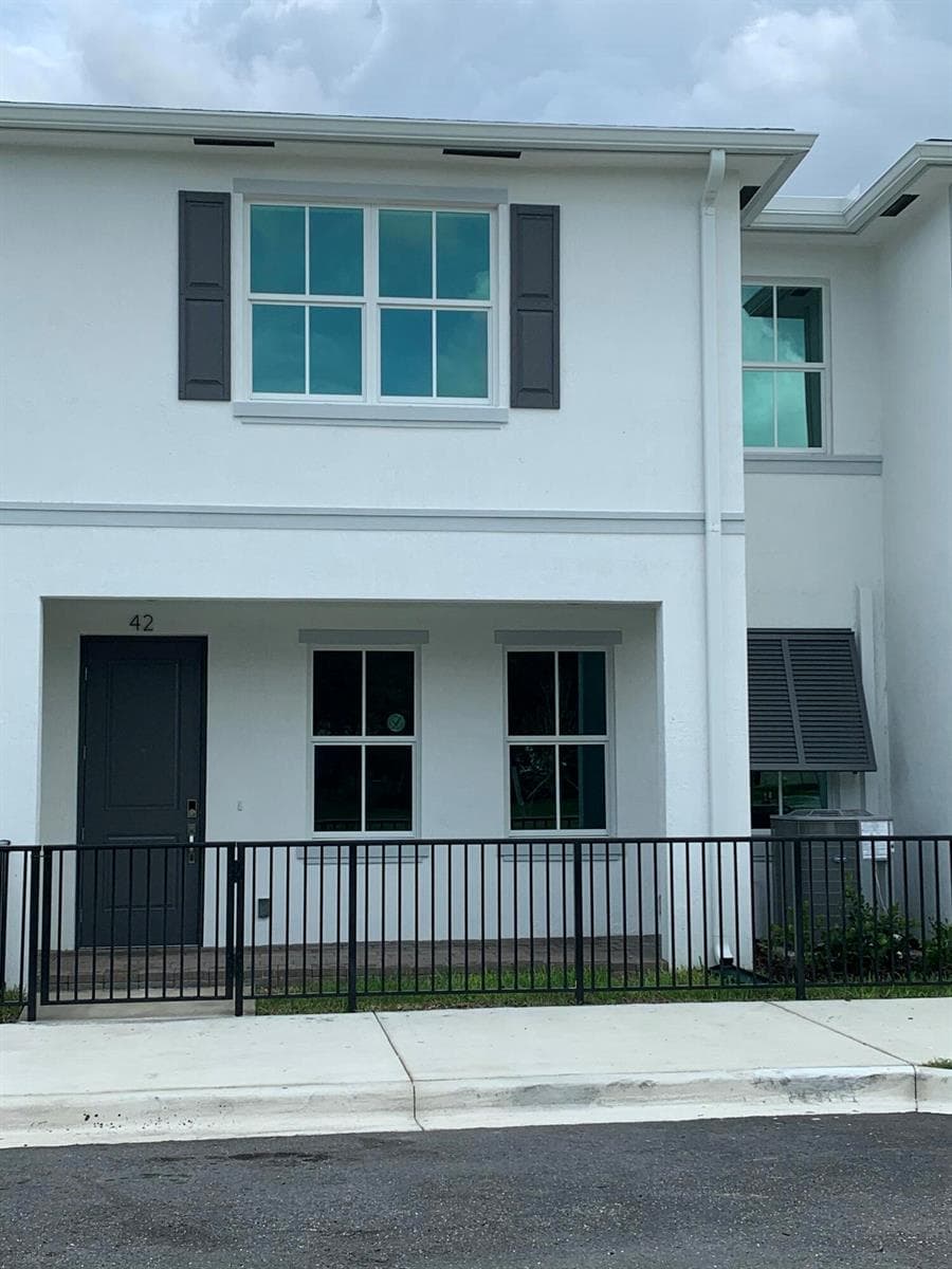 747 SE Central Parkway # 42, Stuart FL 34994 photo 3
