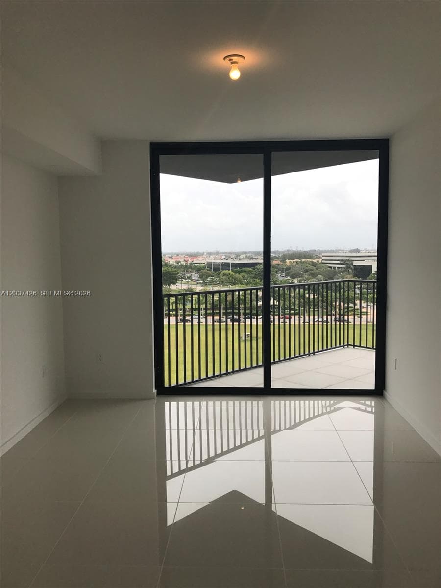 5300 NW 85 AVE # 703, Doral FL 33166 photo 3