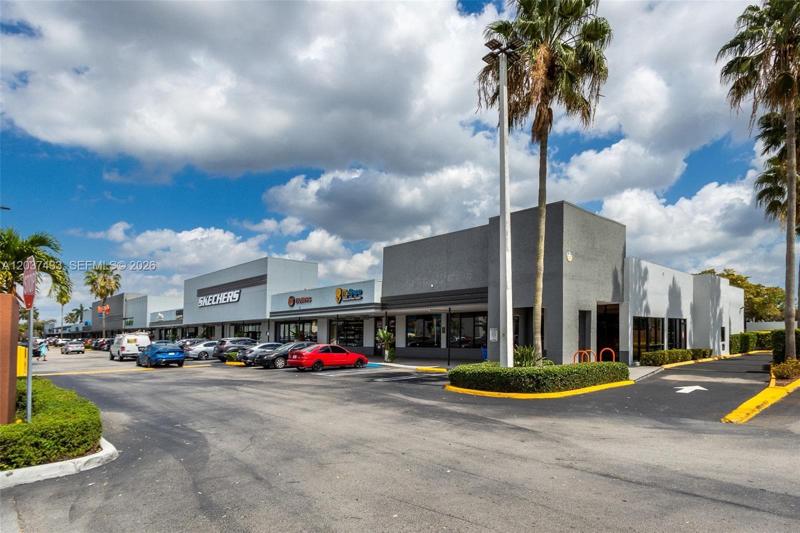 16733 NW 67th Ave # 16733, Miami Lakes FL 33015 photo 2