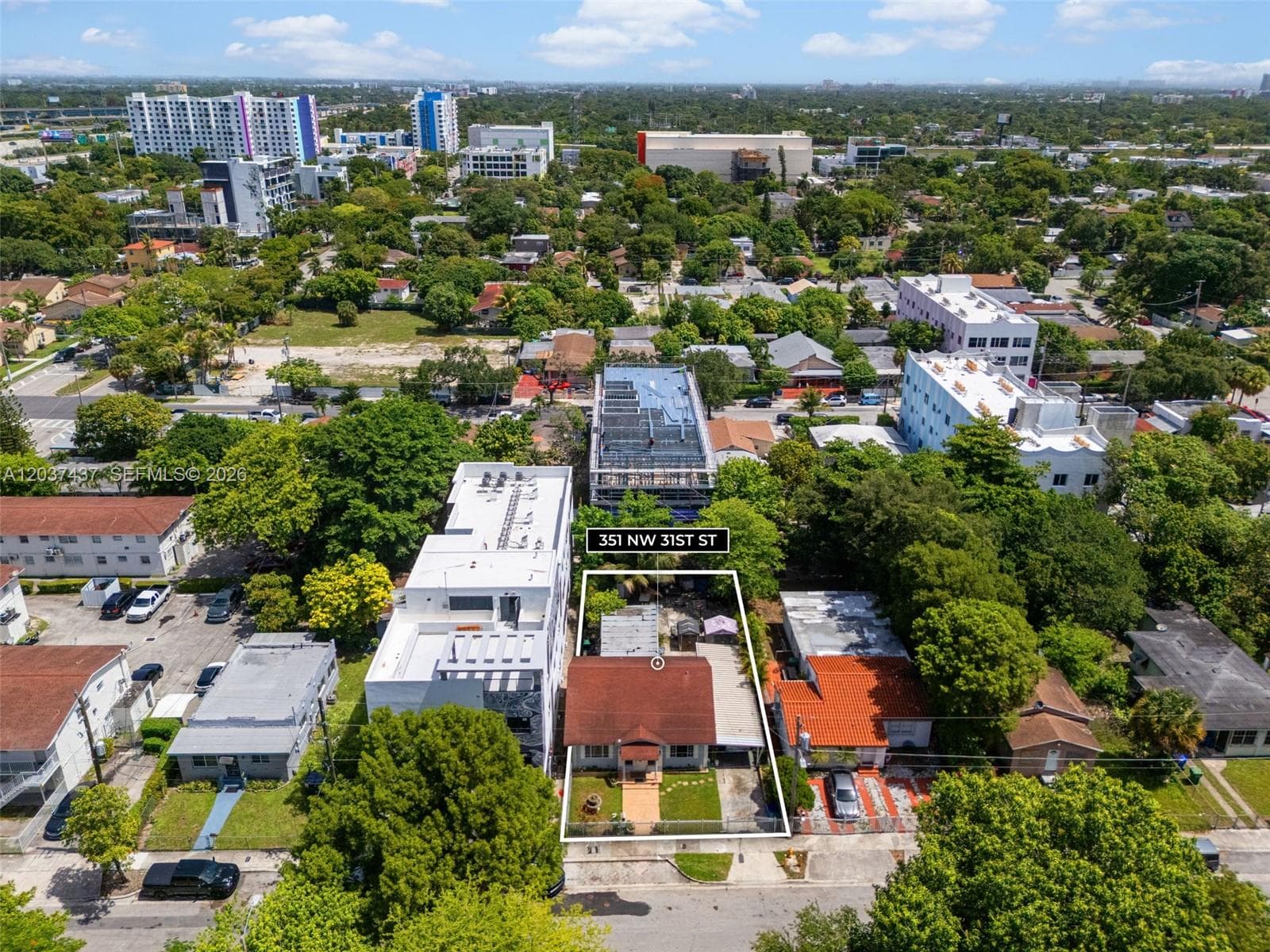 351 NW 31st St, Miami FL 33127 photo 2