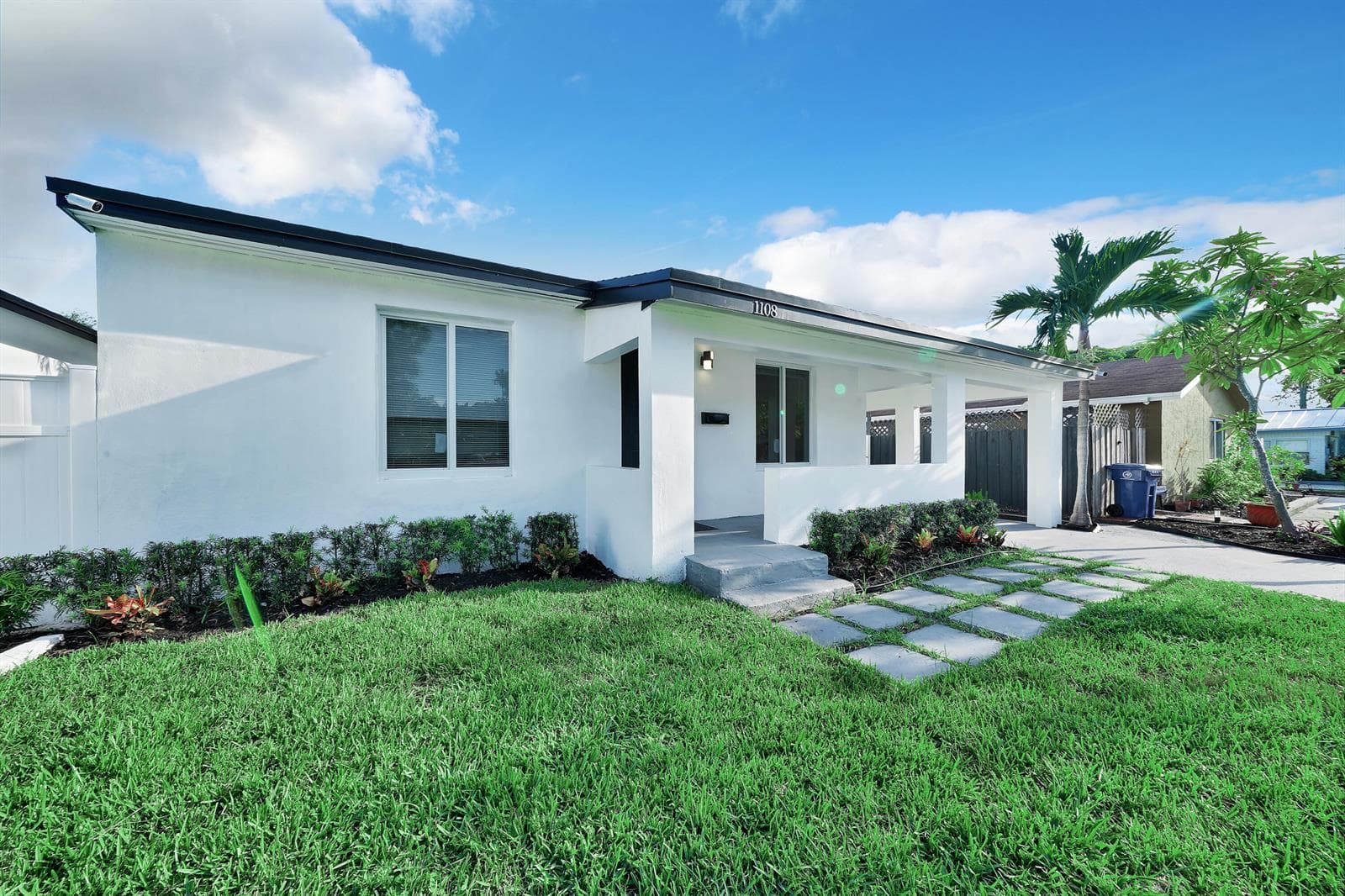 1108 NE 16th Street, Fort Lauderdale FL 33304 photo 2