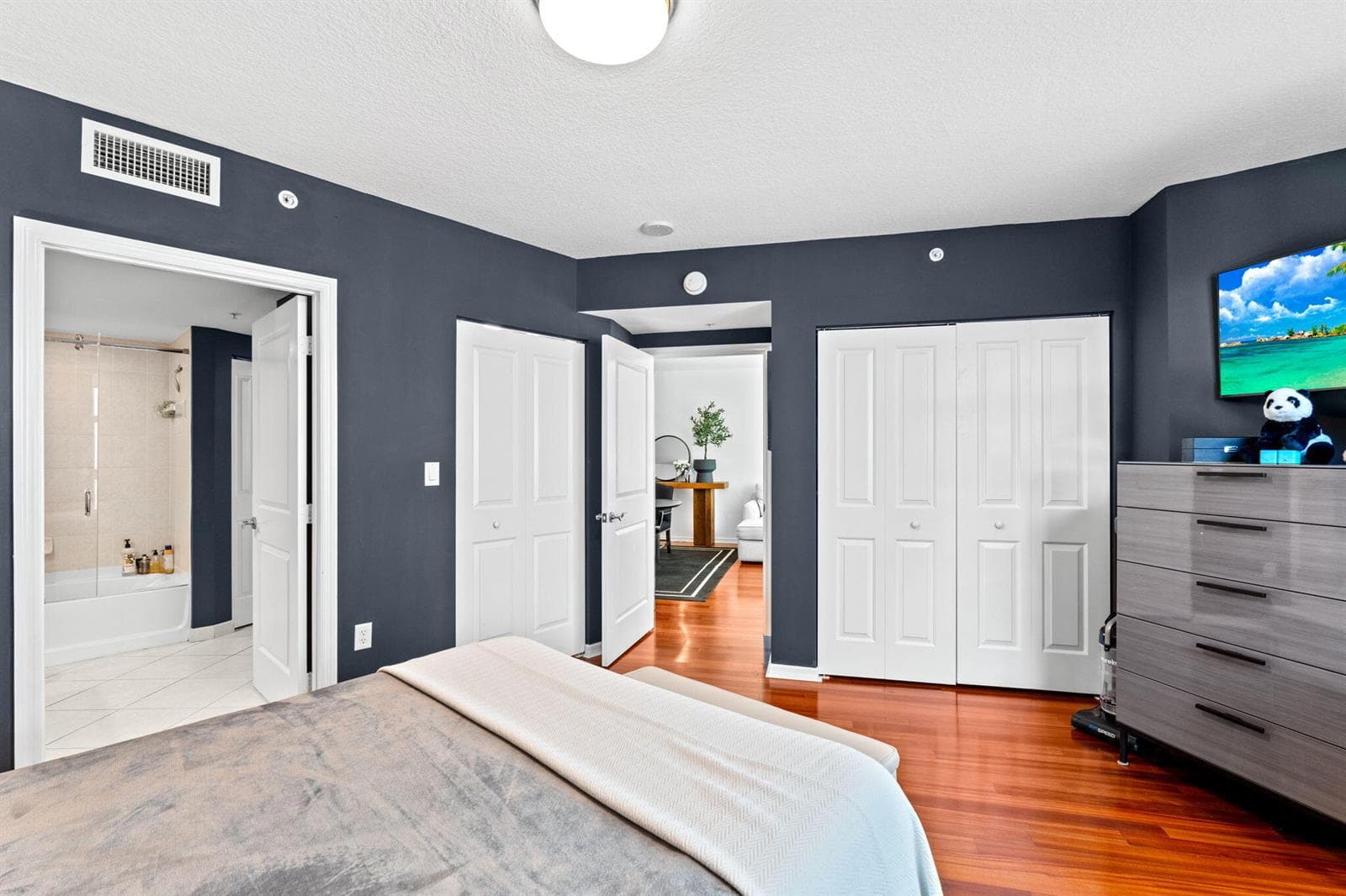 347 N New River Dr Drive E # 606, Fort Lauderdale FL 33301 photo 5
