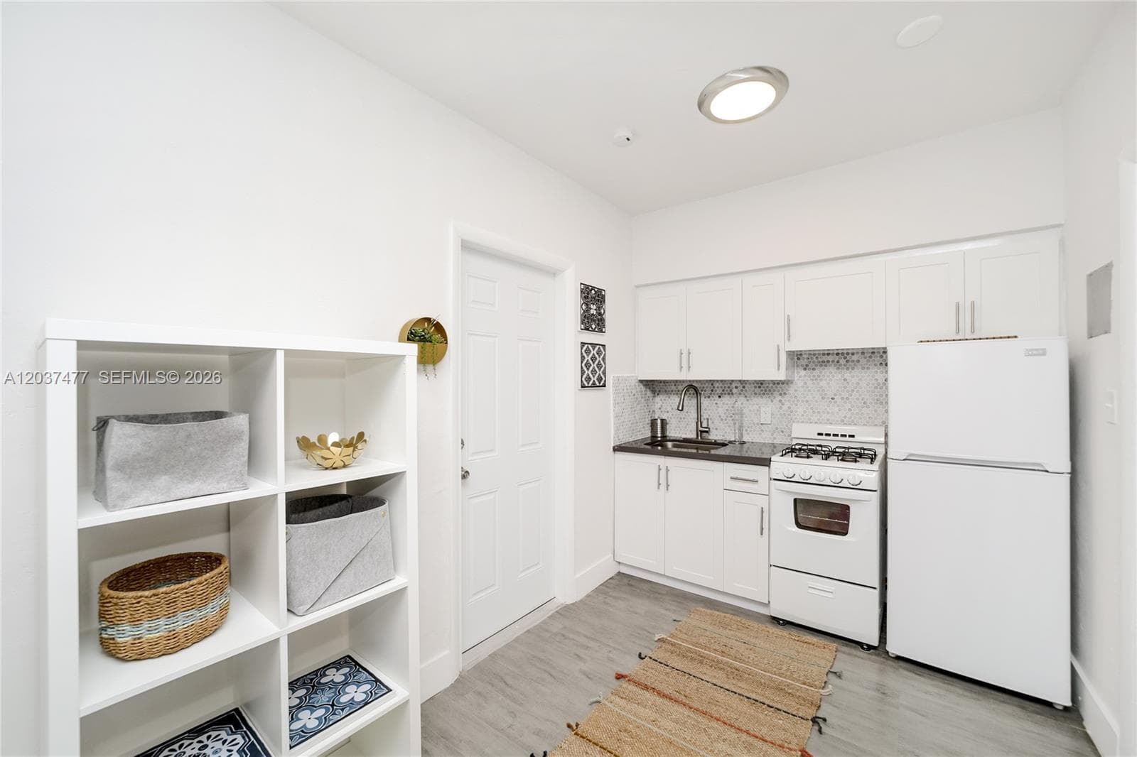 770 NE 123rd St # 24, North Miami FL 33161 photo 5