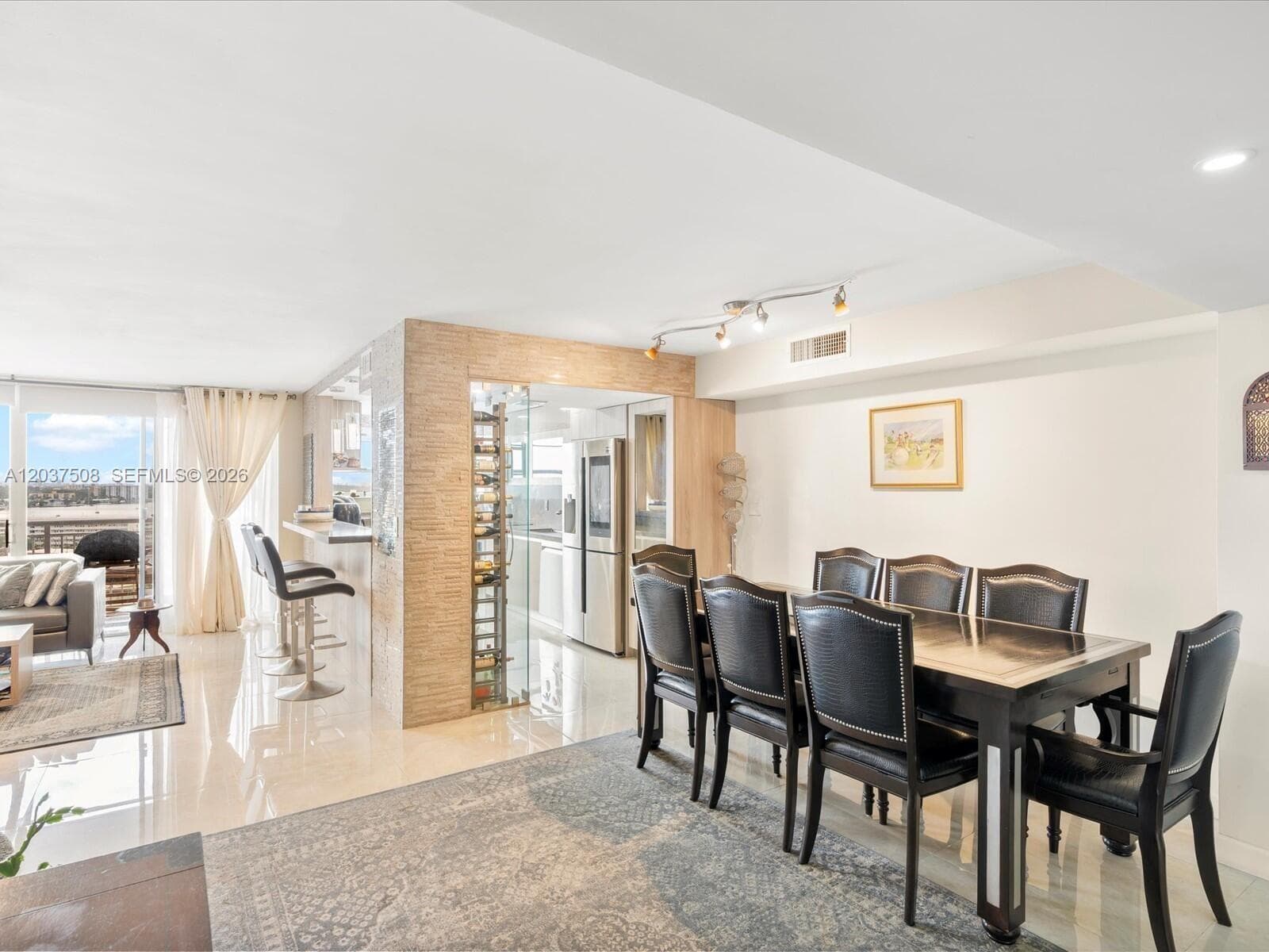 18071 Biscayne Blvd # 1401, Aventura FL 33160 photo 3