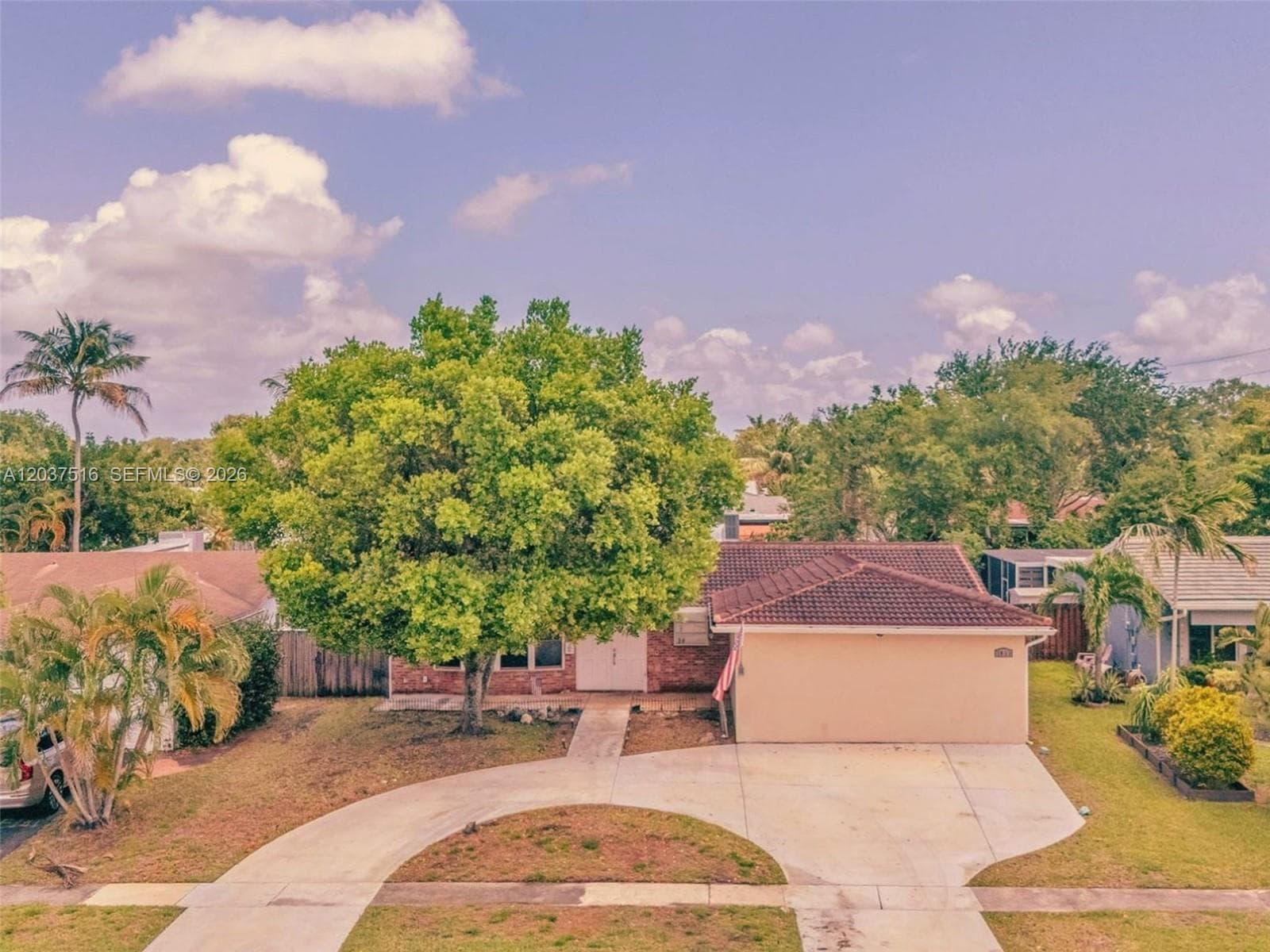 1911 N 53rd Ave, Hollywood FL 33021 photo 2
