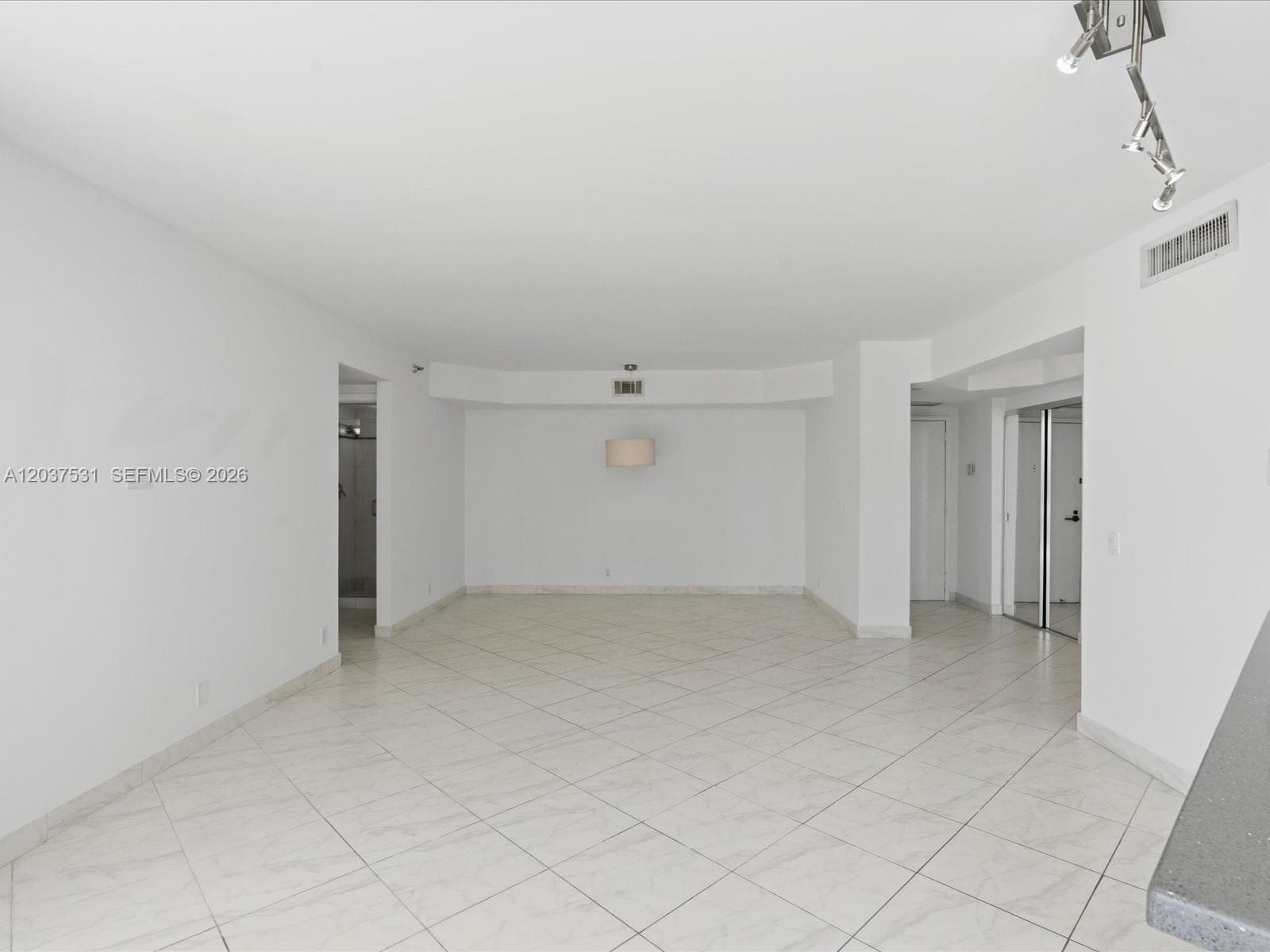 3610 Yacht Club Dr # 702, Aventura FL 33180 photo 5