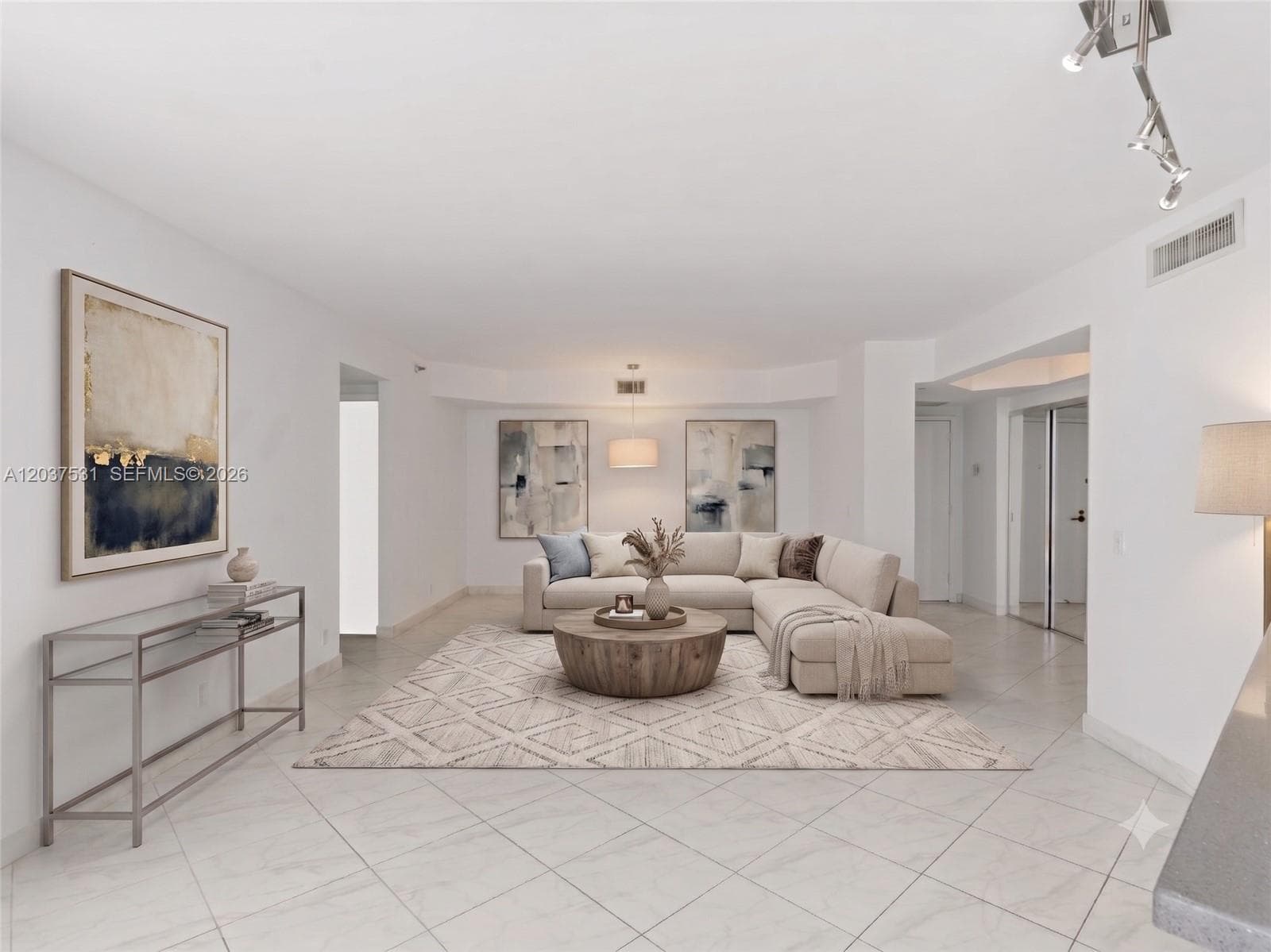 3610 Yacht Club Dr # 702, Aventura FL 33180 photo 4
