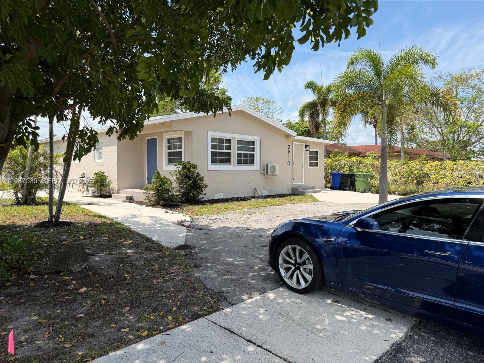 2910 NW 25th St, Fort Lauderdale FL 33311 photo 2