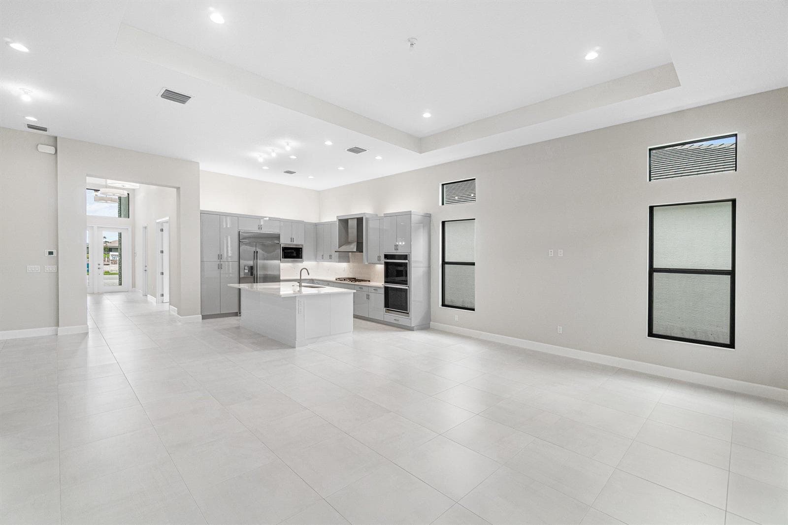 11650 Clever Cardinal Court, Boynton Beach FL 33473 photo 2