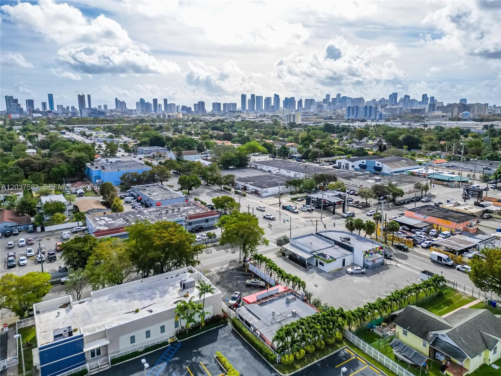 2928 NW 17th Ave, Miami FL 33142 photo 3