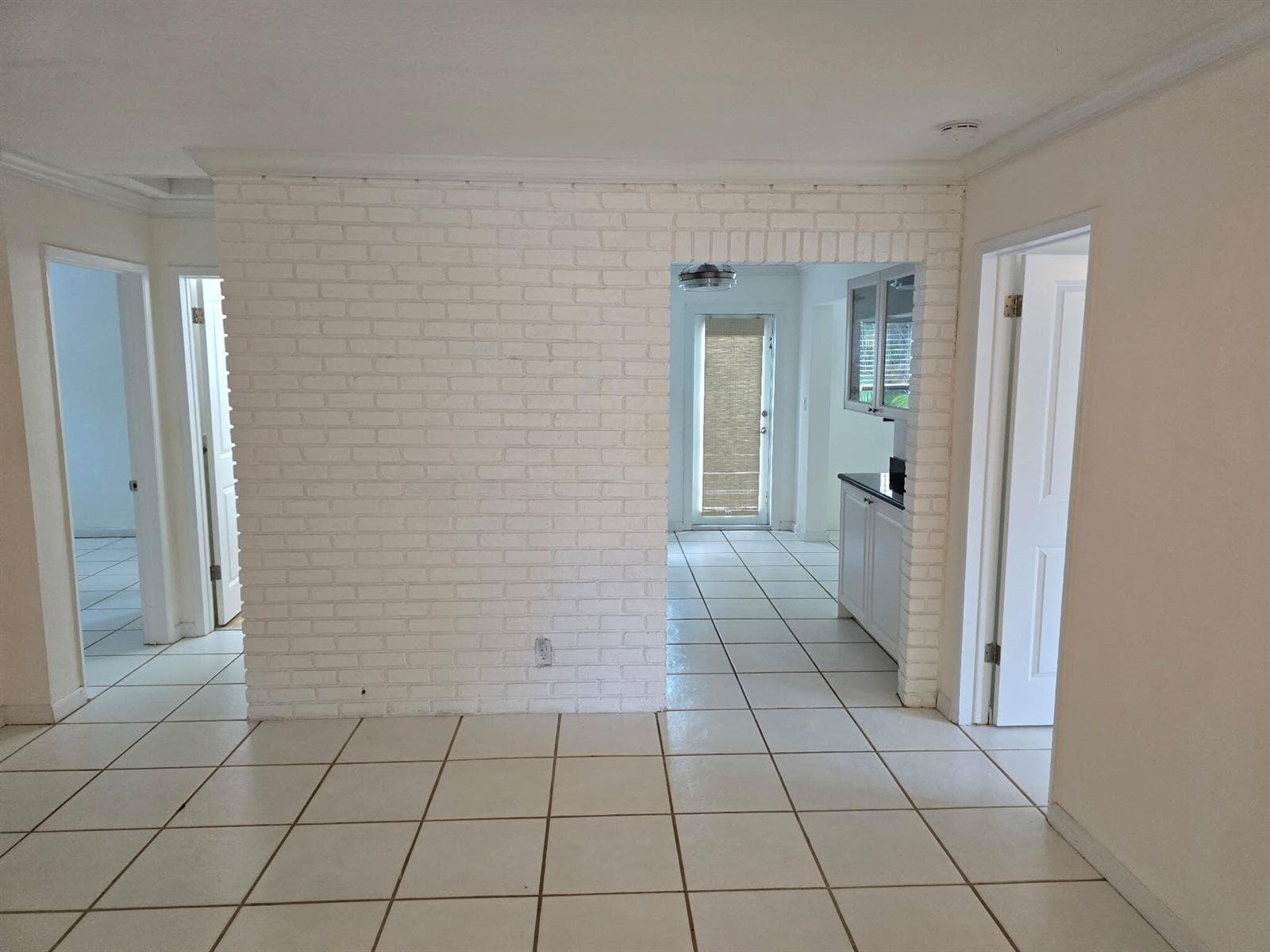 5631 NE 5th Terrace, Oakland Park FL 33334 photo 3