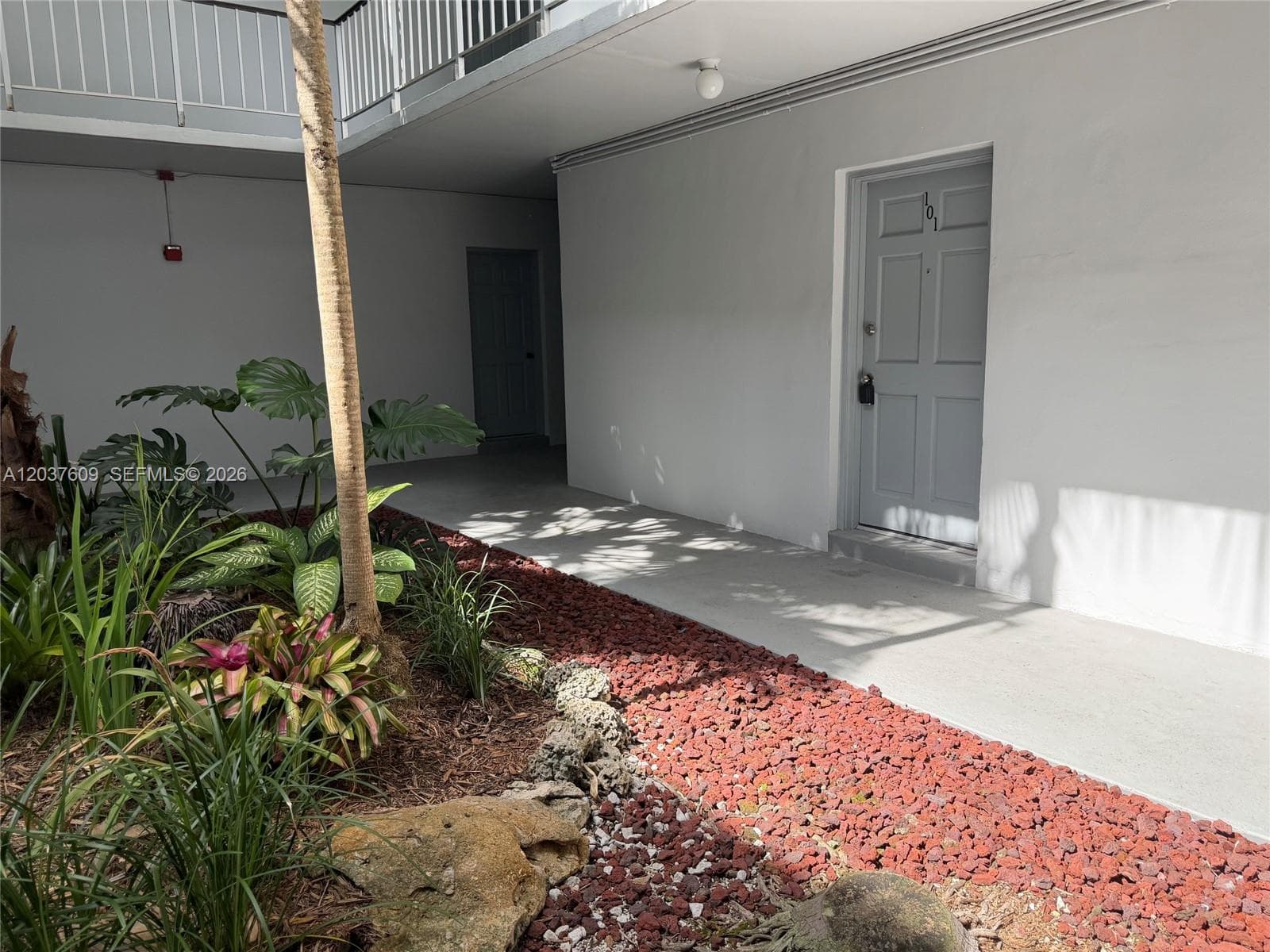 9621 SW 77th Ave # 101B, Miami, FL 33156 photo 2
