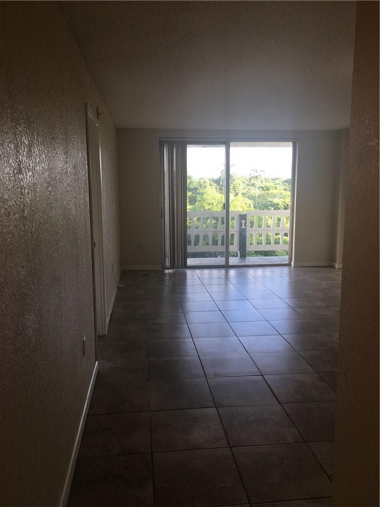 15600 NW 7th Avenue # 421, Miami FL 33169 photo 4