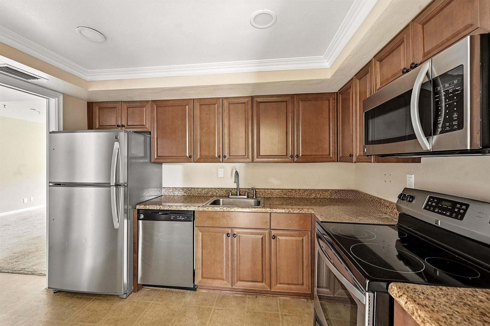 5570 Tamberlane Circle # 229, Palm Beach Gardens FL 33418 photo 3