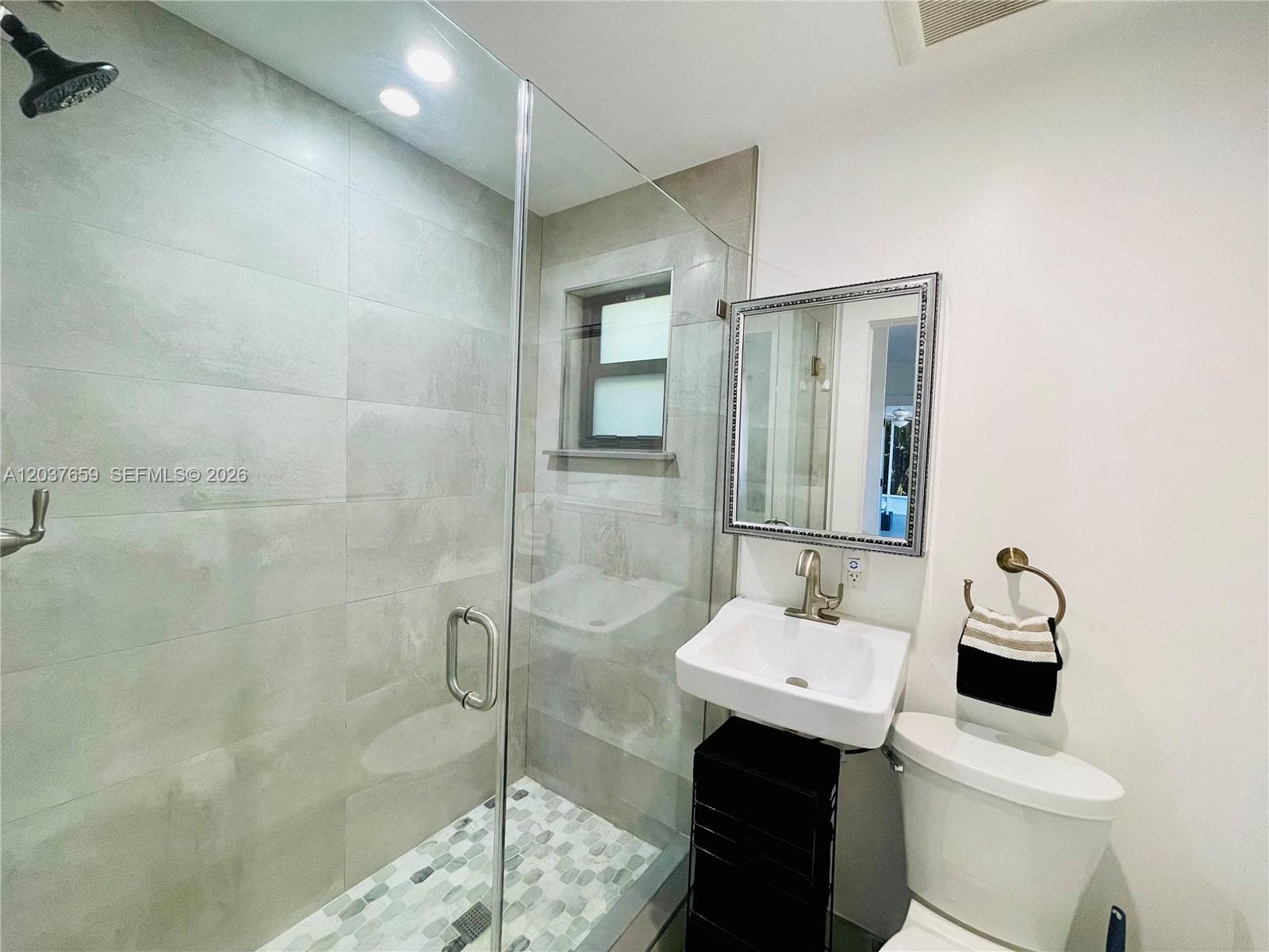 38 NW 52nd St # 1, Miami, FL 33127 photo 5