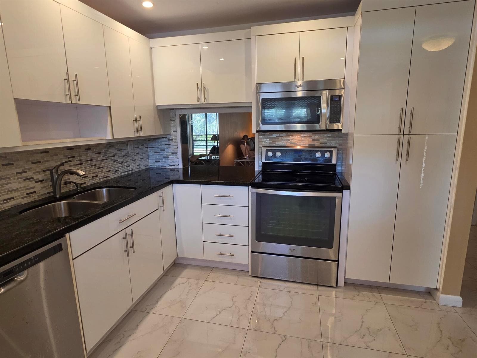6090 N Sabal Palm Boulevard # 209, Tamarac FL 33319 photo 2