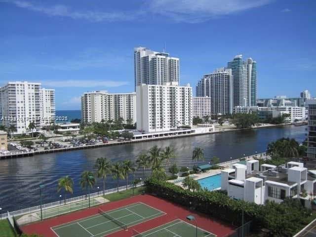 800 Parkview Dr # 1018, Hallandale Beach FL 33009 photo 4