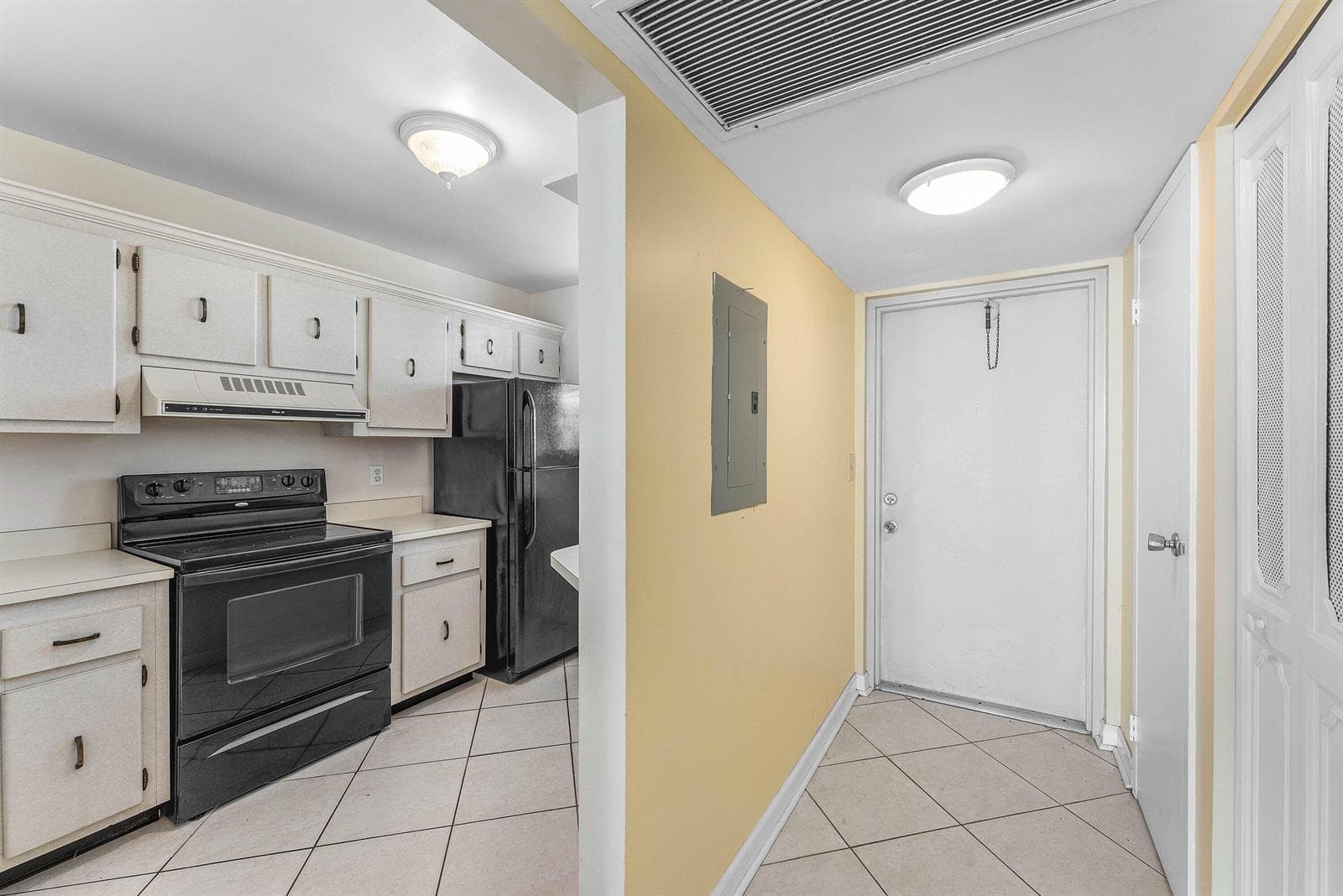 3545 S Ocean Boulevard # 405, South Palm Beach FL 33480 photo 2