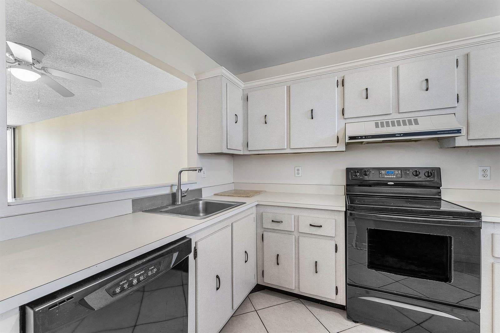 3545 S Ocean Boulevard # 405, South Palm Beach FL 33480 photo 3