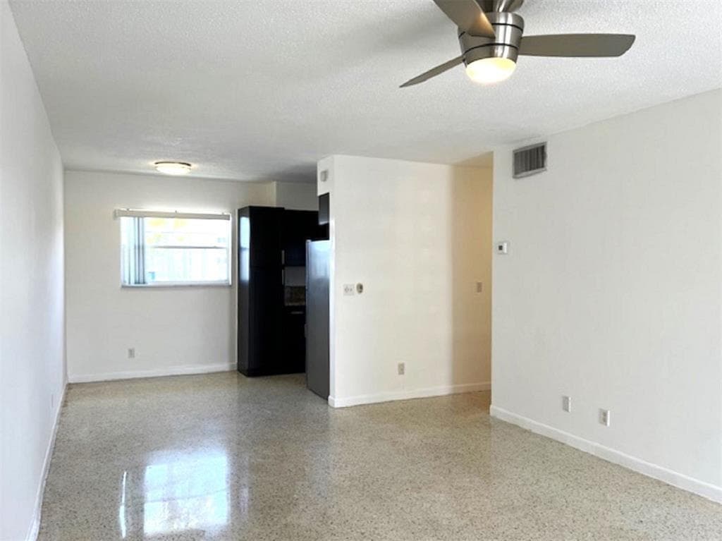 270 NE 40th Street NE # 26, Oakland Park FL 33334 photo 2