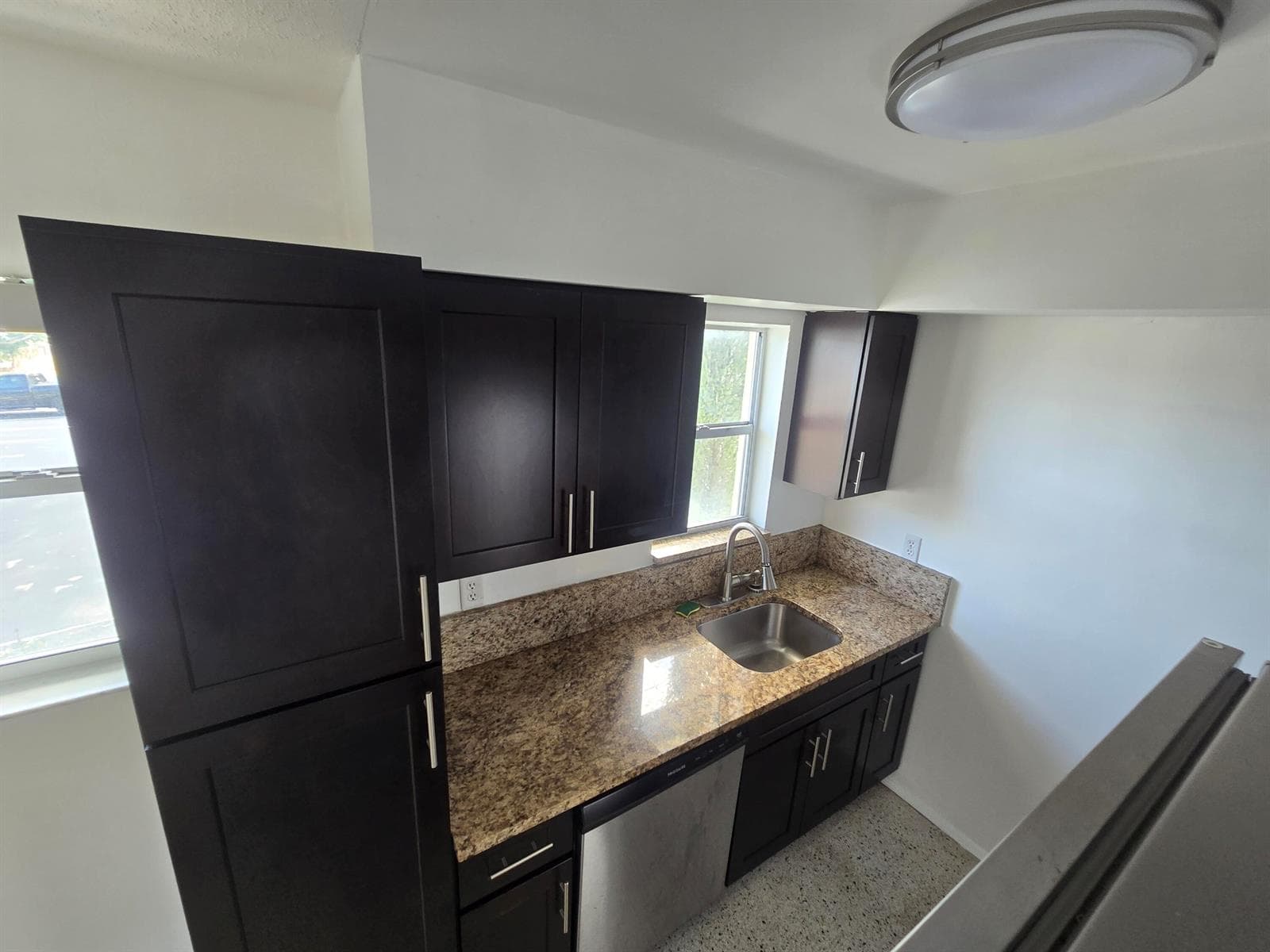 270 NE 40th Street NE # 26, Oakland Park FL 33334 photo 3