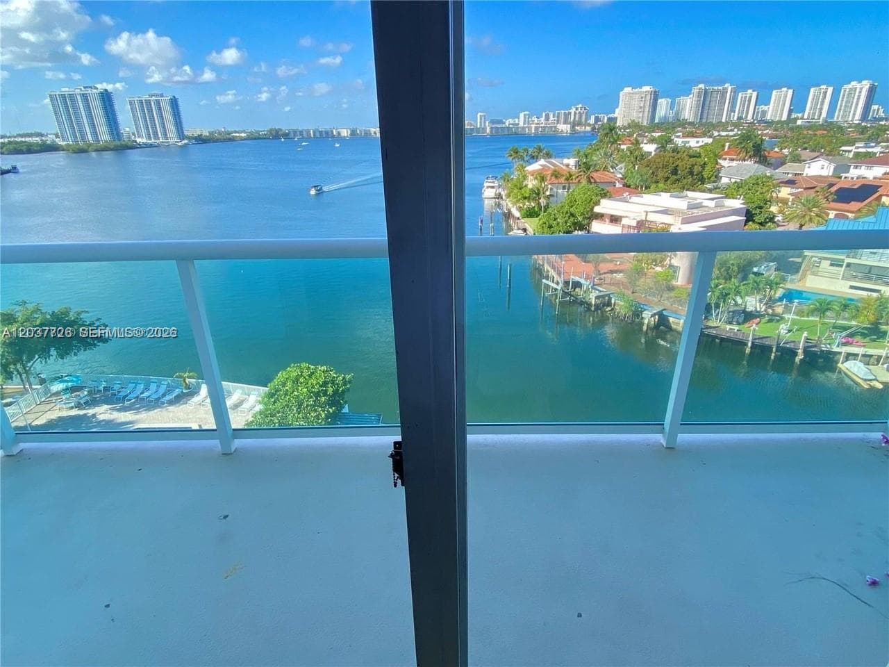 2841 NE 163rd St # 803, North Miami Beach FL 33160 photo 2