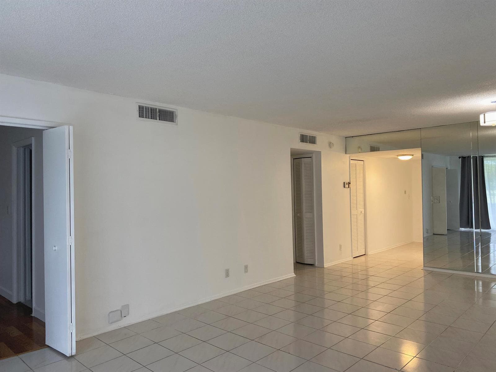 2751 S Palm Aire Drive # 107, Pompano Beach FL 33069 photo 4