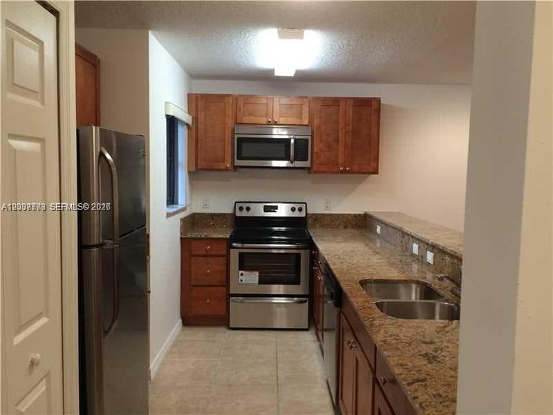 22811 SW 88th Pl # 22, Cutler Bay FL 33190 photo 3
