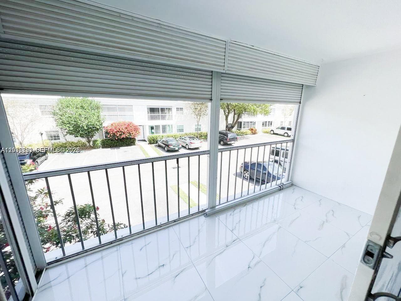 6395 Bay Club Dr # 4, Fort Lauderdale, FL 33308 photo 2