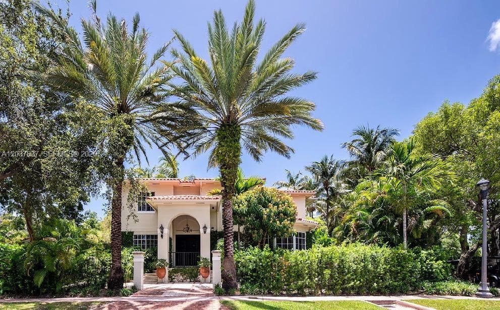 797 Glenridge Rd, Key Biscayne FL 33149 photo 2