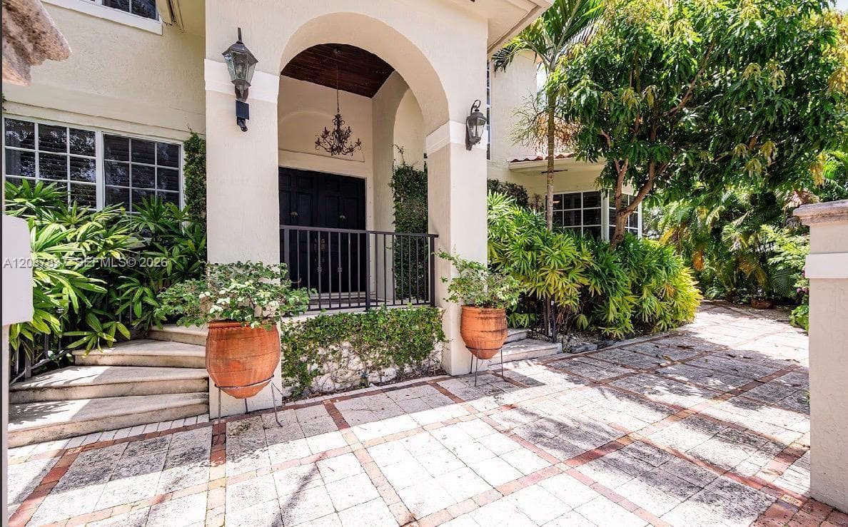 797 Glenridge Rd, Key Biscayne FL 33149 photo 3