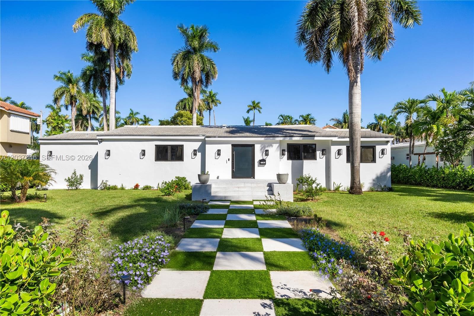 1141 Hollywood Blvd, Hollywood FL 33019 photo 2