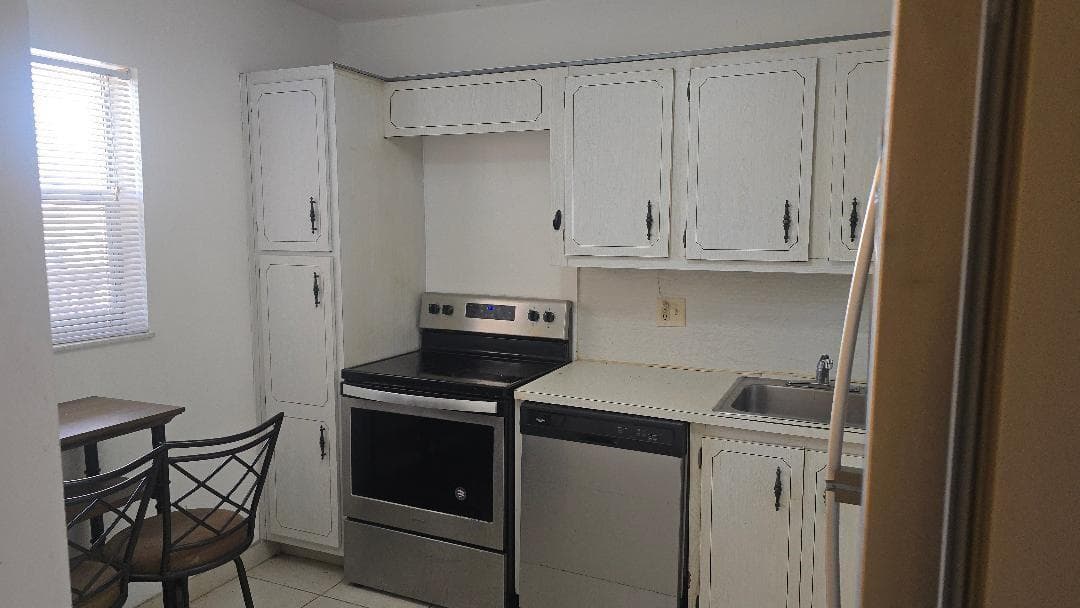 3251 Holiday Springs Boulevard # 302, Margate FL 33063 photo 4